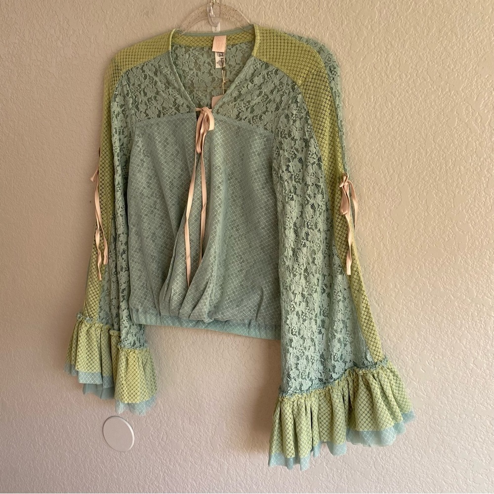 HAH Revolve Kim On H Lace Top Blouse Festival Bohemian New M Blue Combo - Picture 7 of 9